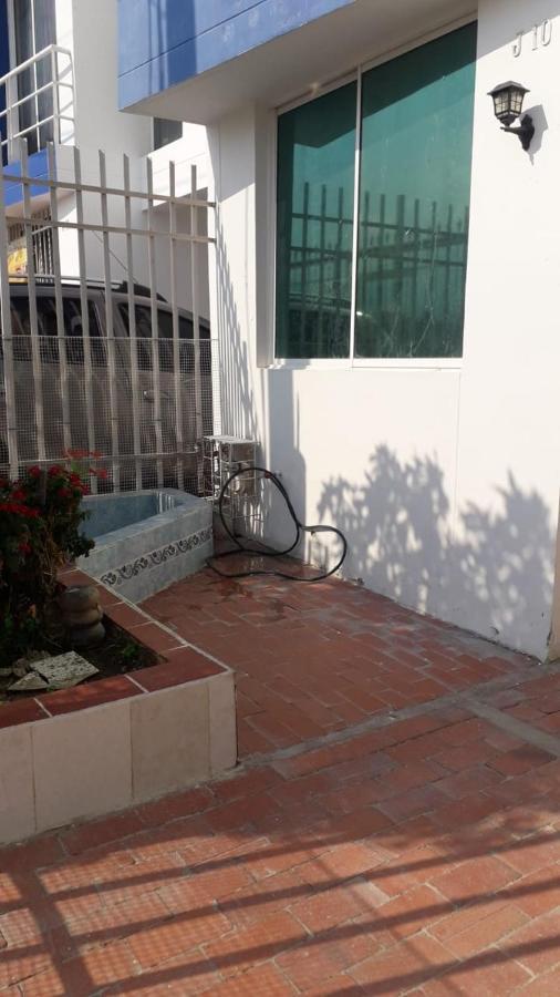 Hébergement de vacances Muy Economico En Casa Completa Cerca Al Terminal De Buses, Visite Santa Marta Sin Invertir Grandes Sumas En Alojamiento *