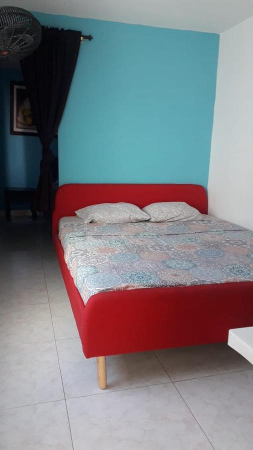 Muy Economico En Casa Completa Cerca Al Terminal De Buses, Visite Santa Marta Sin Invertir Grandes Sumas En Alojamiento Hébergement de vacances Santa Marta (Magdalena)